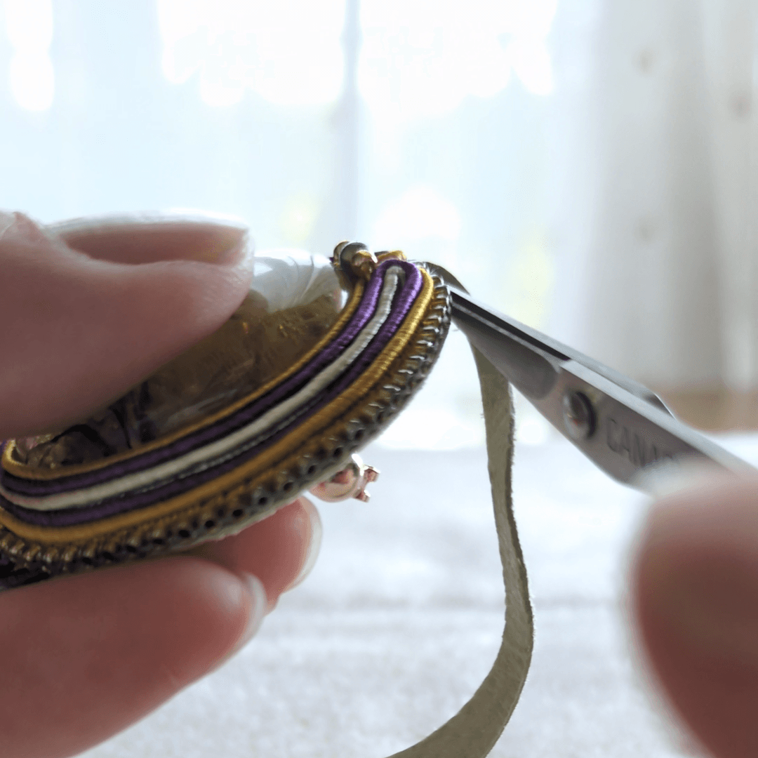 ルミエールブローチ　1点もの　ソウタシエ刺繍/ハンドメイドガラス | 9枚目